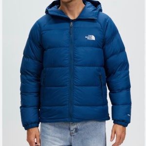 Northface puffer jacket men’s size large